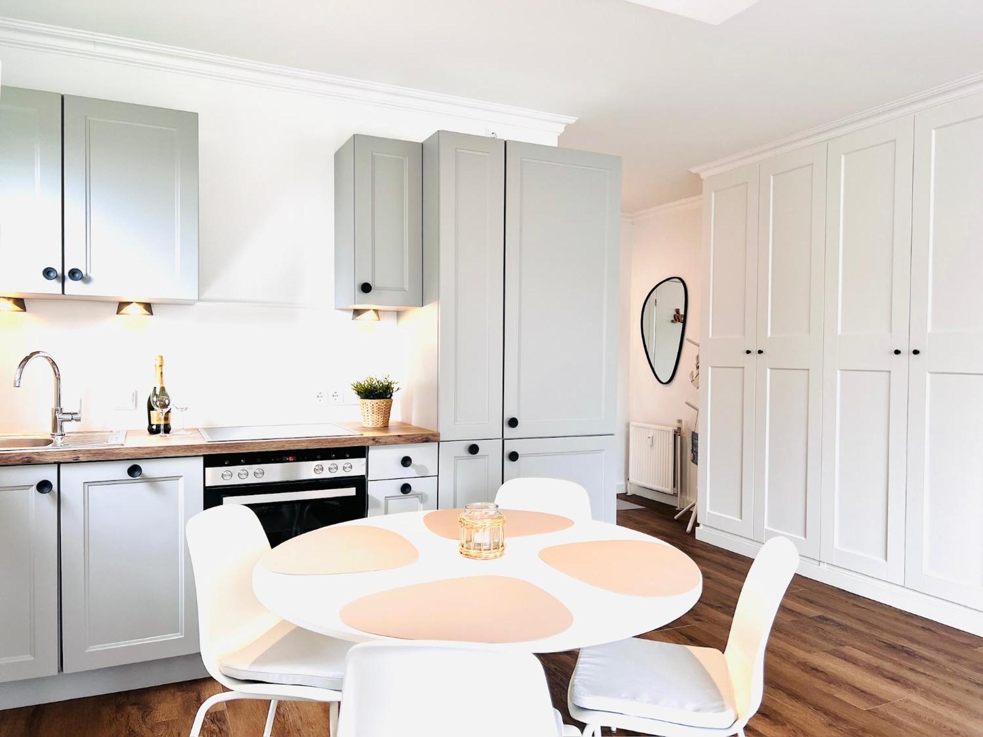 Neu - Frisch Renoviertes Ferienapartment "Waterkant" 比苏姆 外观 照片